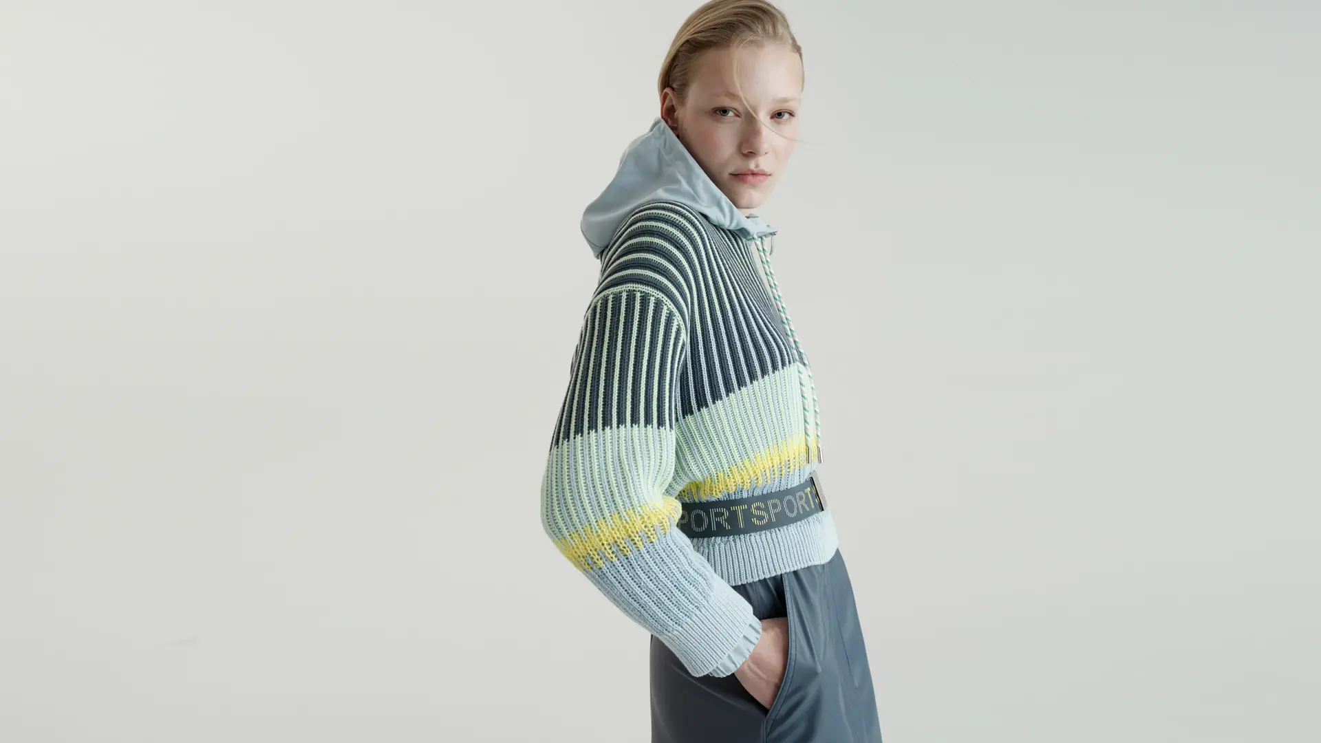 Jumper knitted in Germany