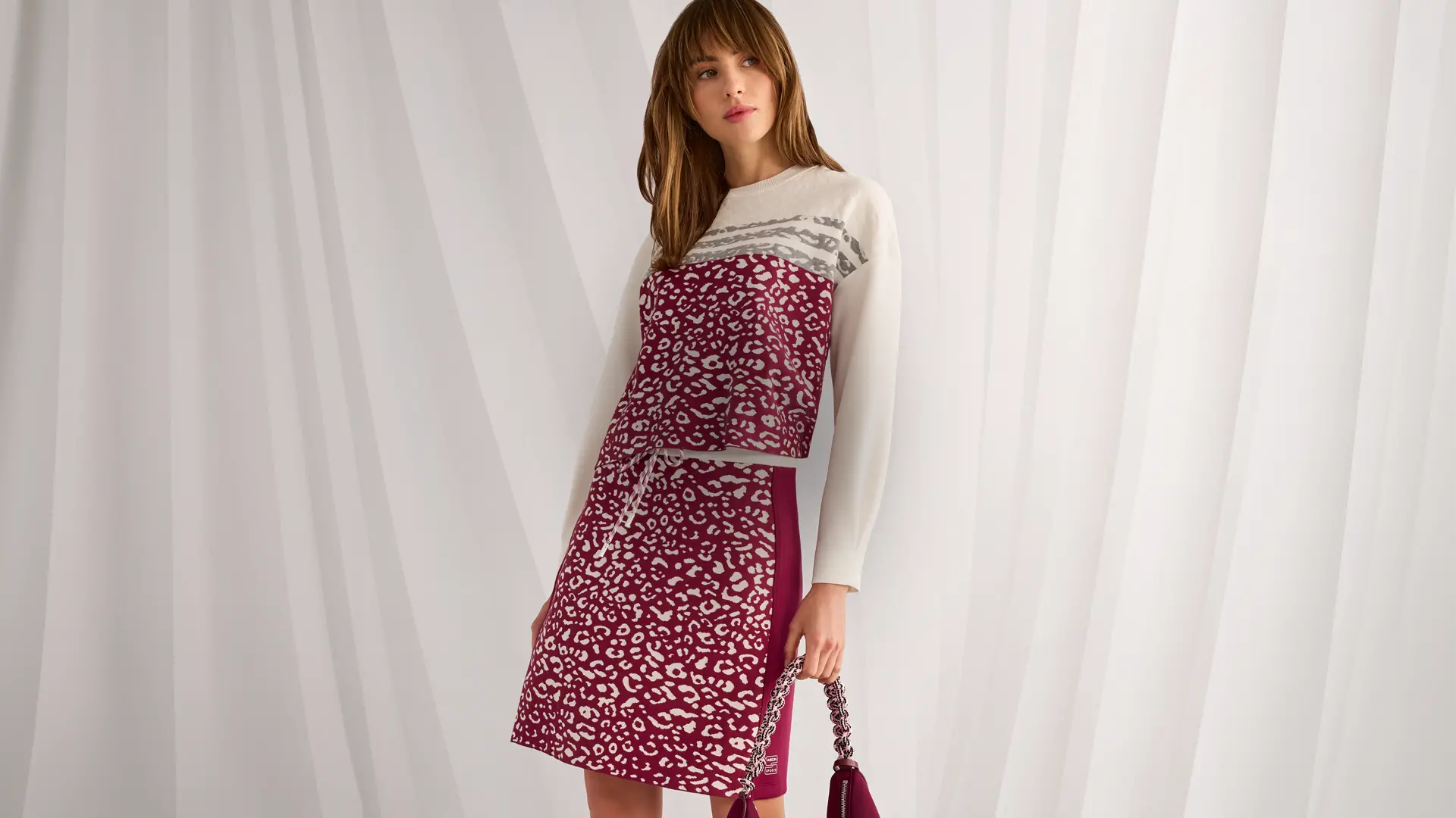 Leo pattern jumper and matching skirt, knitted in Germany