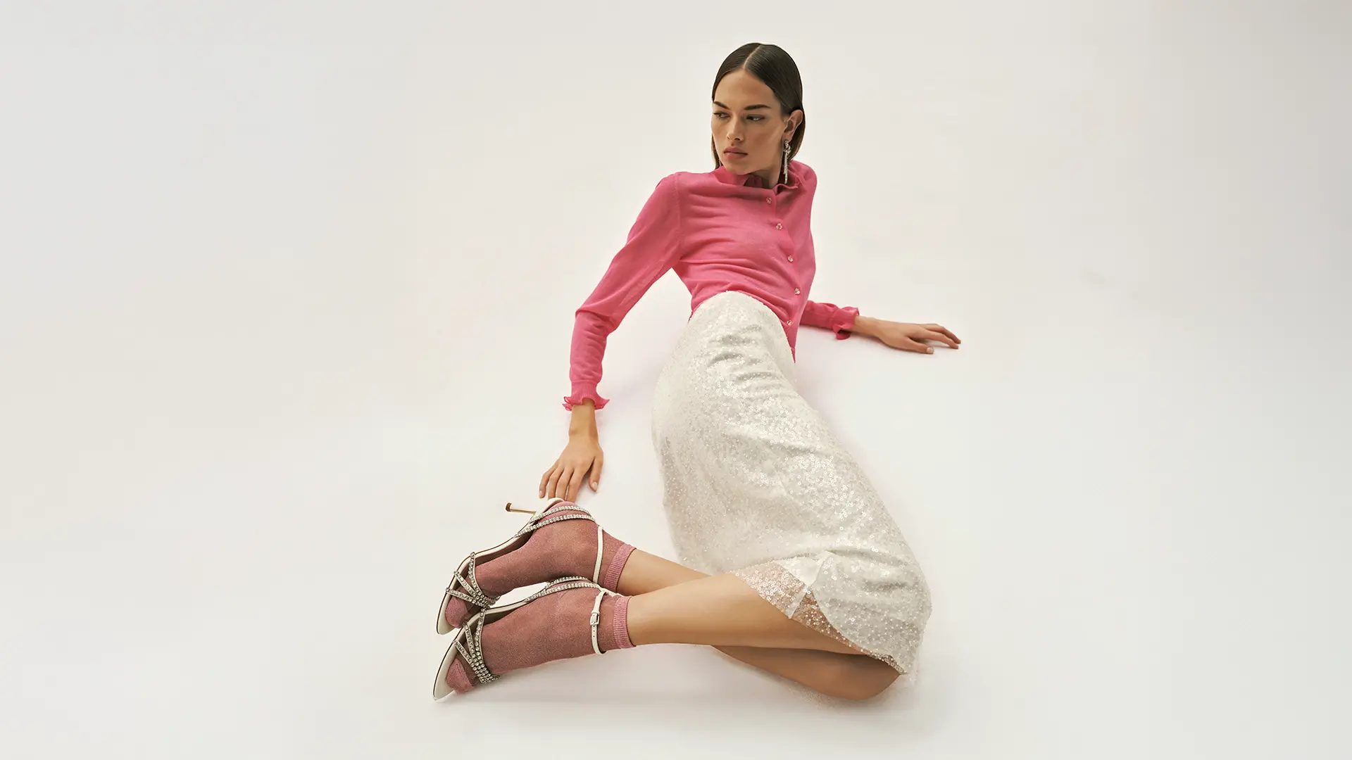 Jupe midi brodée de paillettes