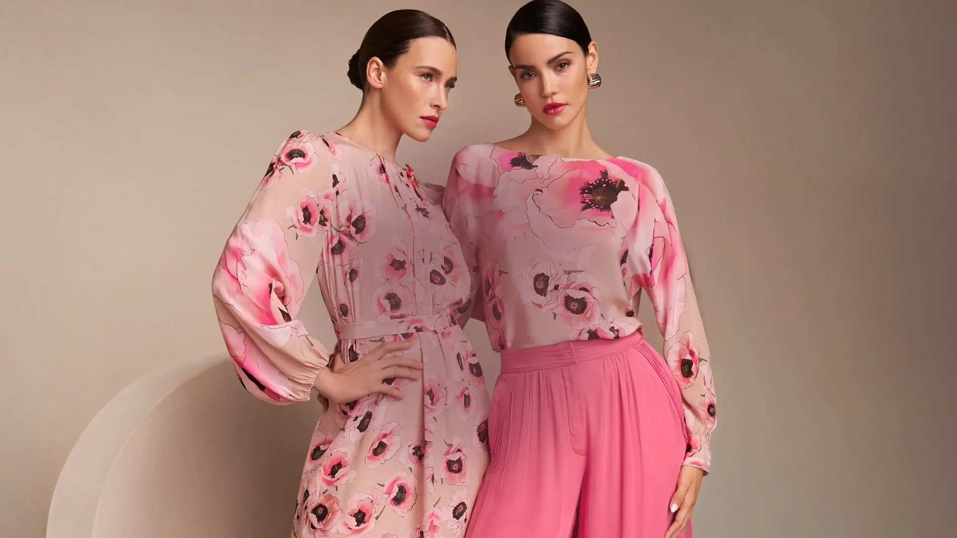 Stylish outfits in soft sand and rose shades