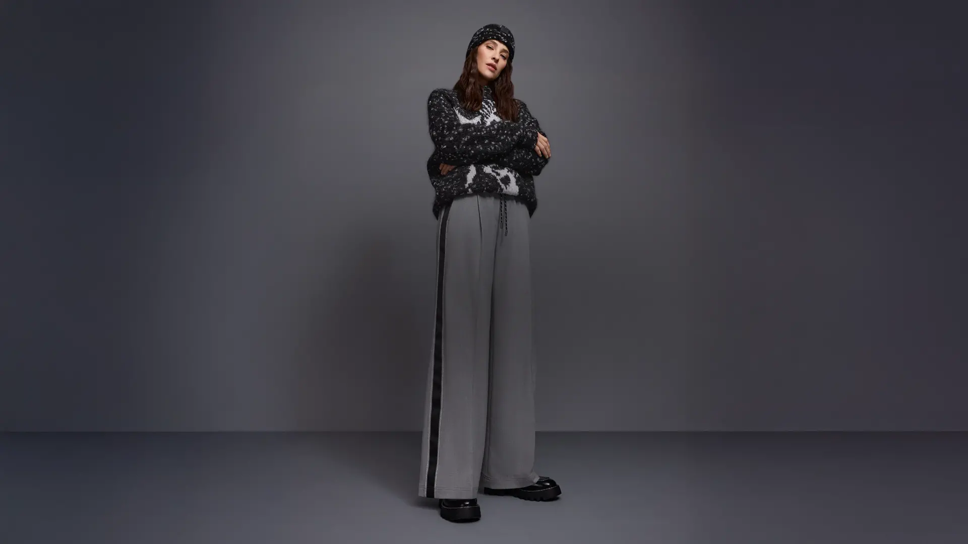 WEDI loose-fit pull-on pants