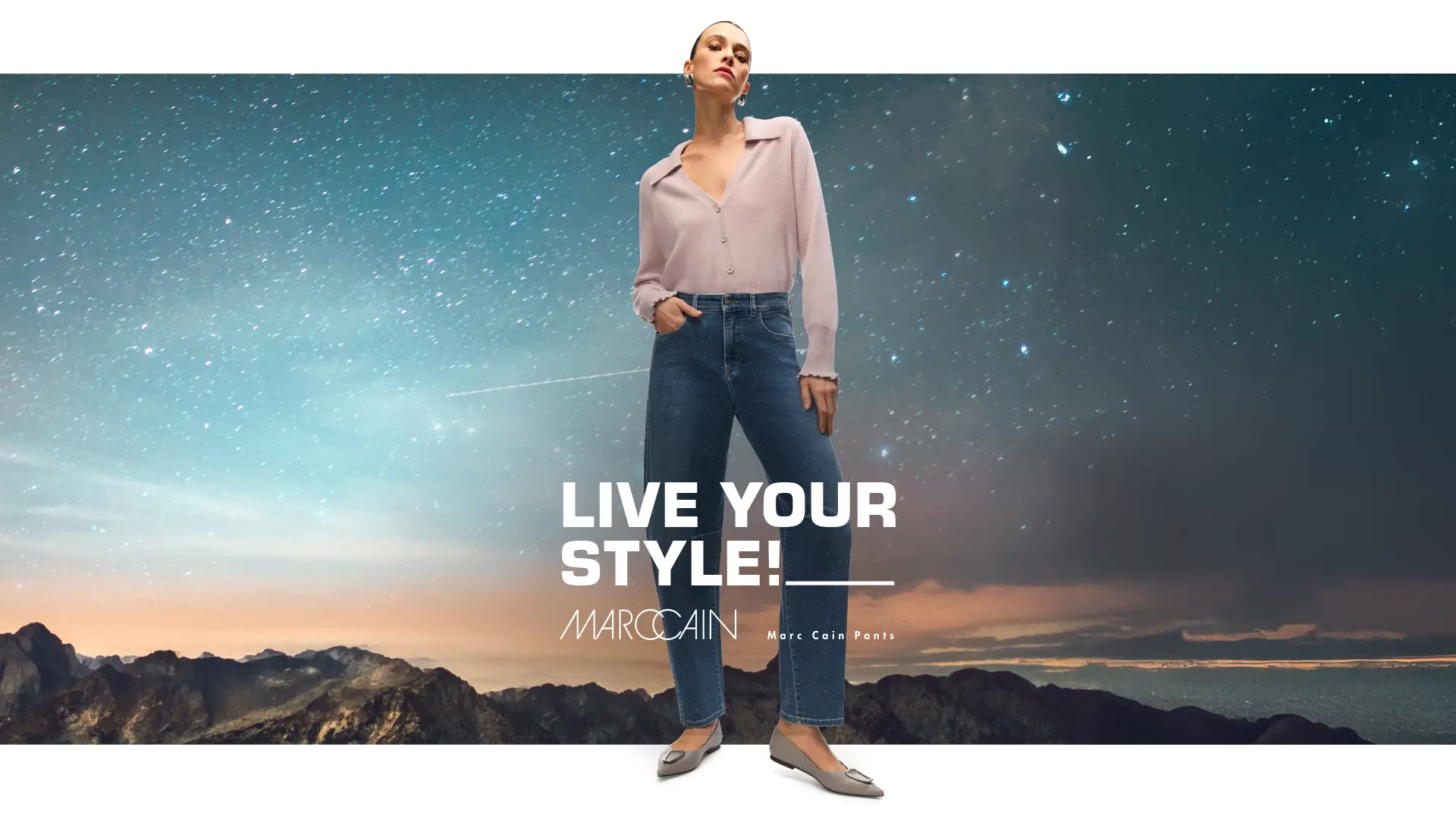 Relaxed Fit, High Waist Jeans