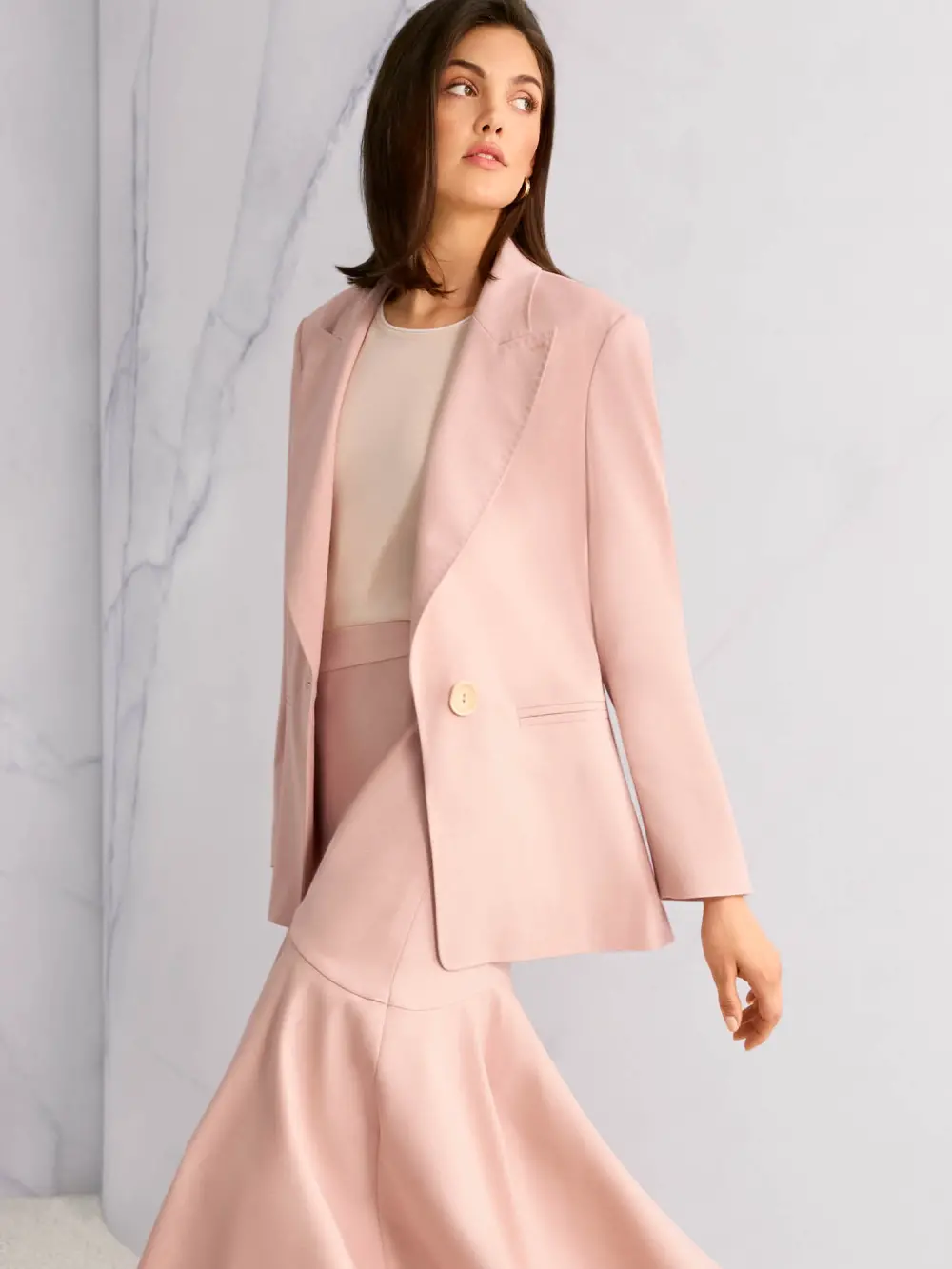 Blazer in a casual boyfriend style