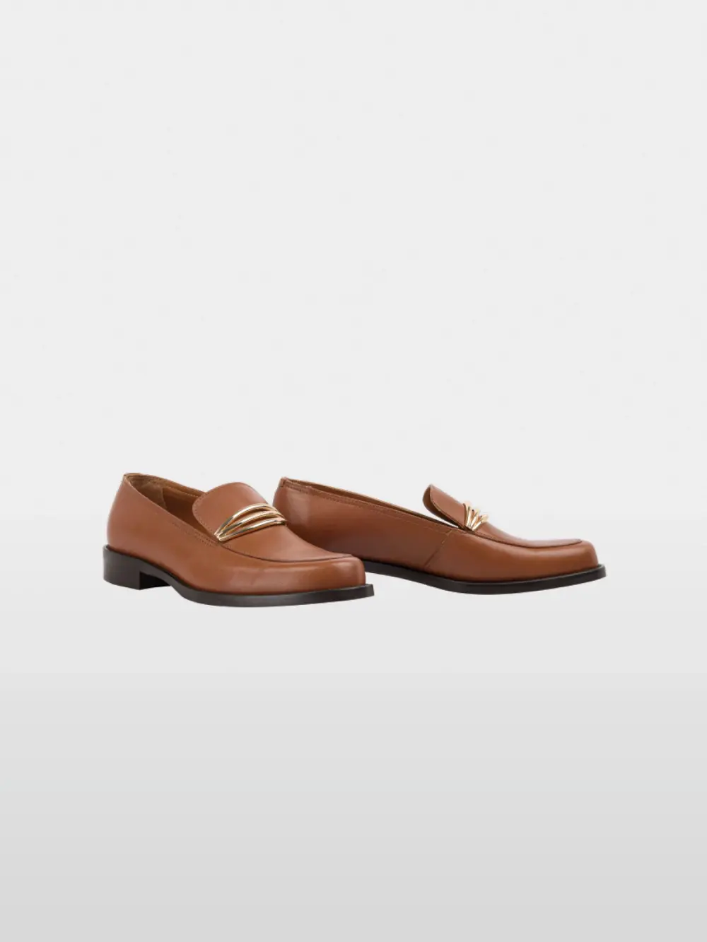 Leather loafers with metal buckle