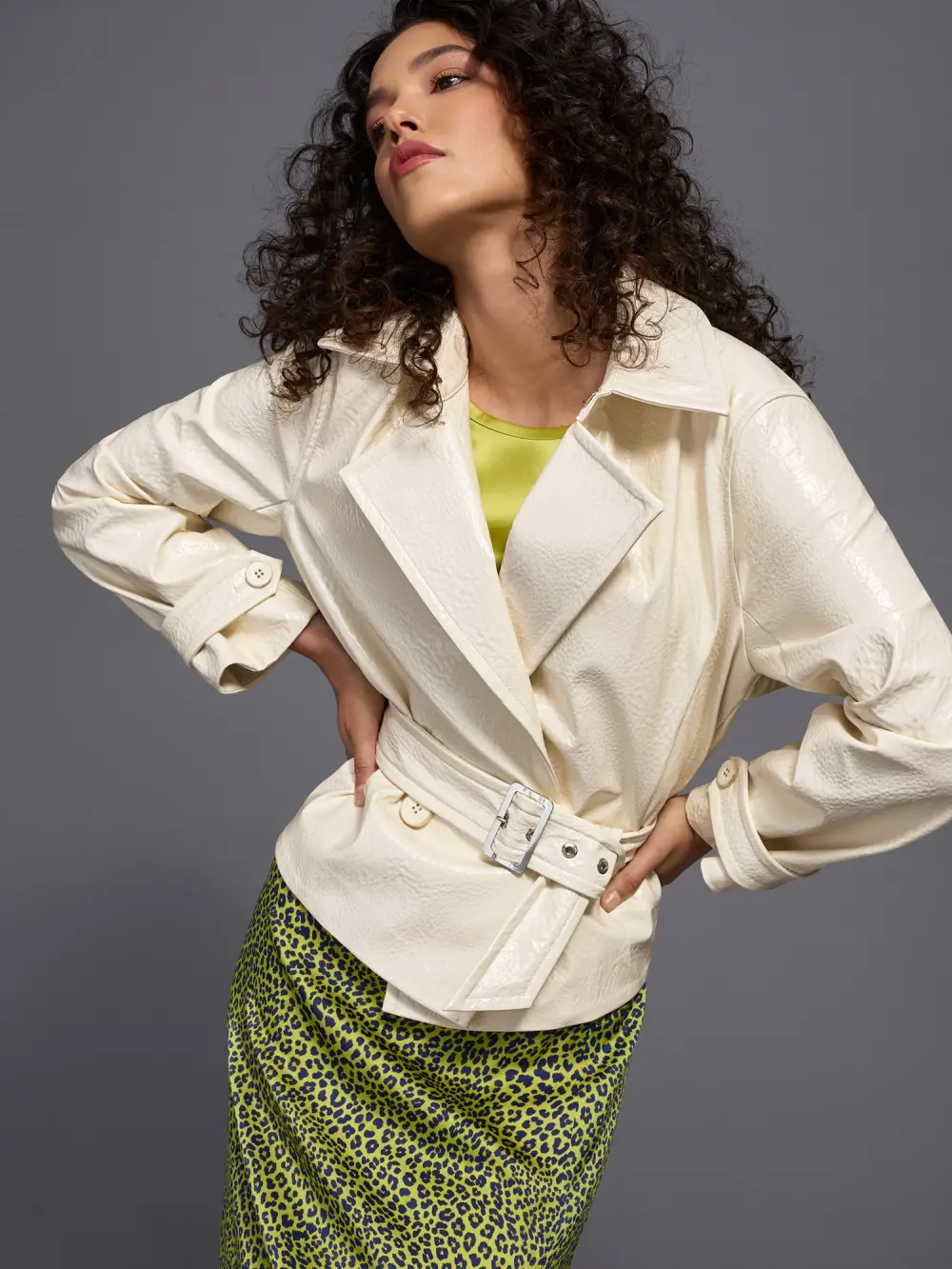 Short trench jacket with patent finish