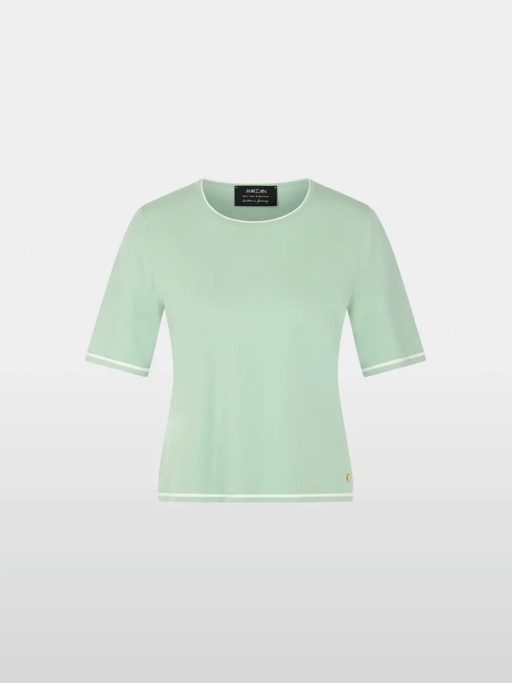 Pull en maille fine tricoté en Allemagne