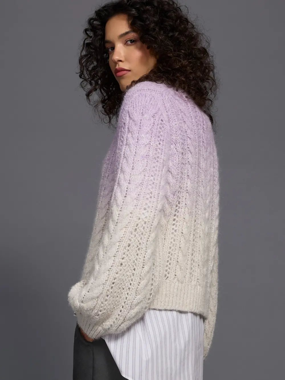 Pull à torsades tricoté en Allemagne