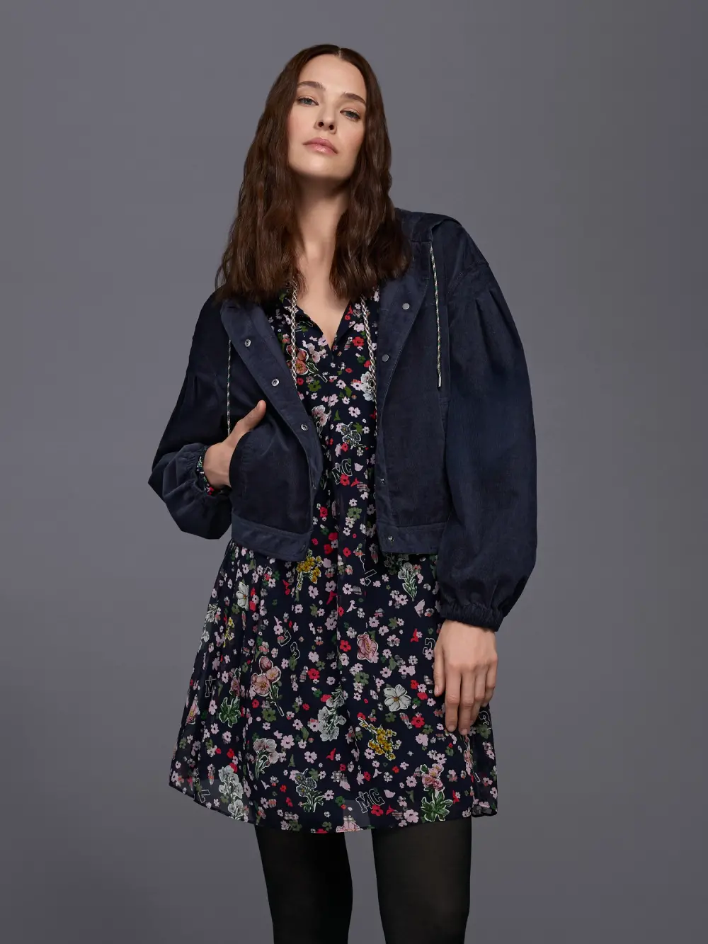 Veste en velours côtelé à capuche