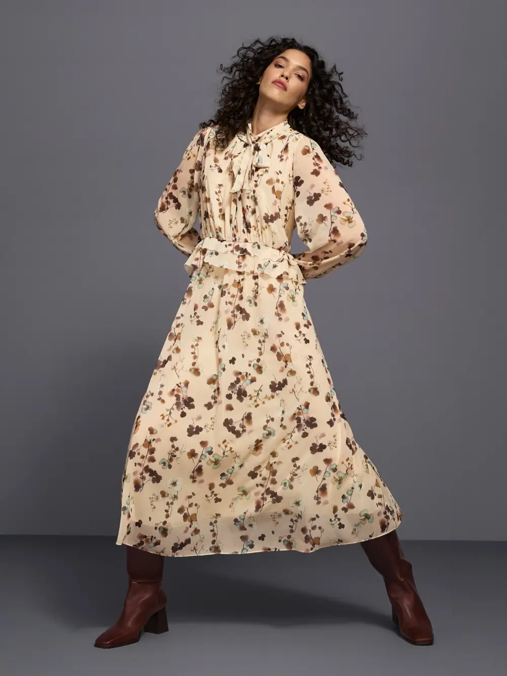 Robe à fleurs avec volants