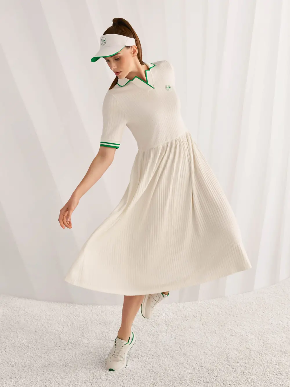 Dress made from stretch viscose