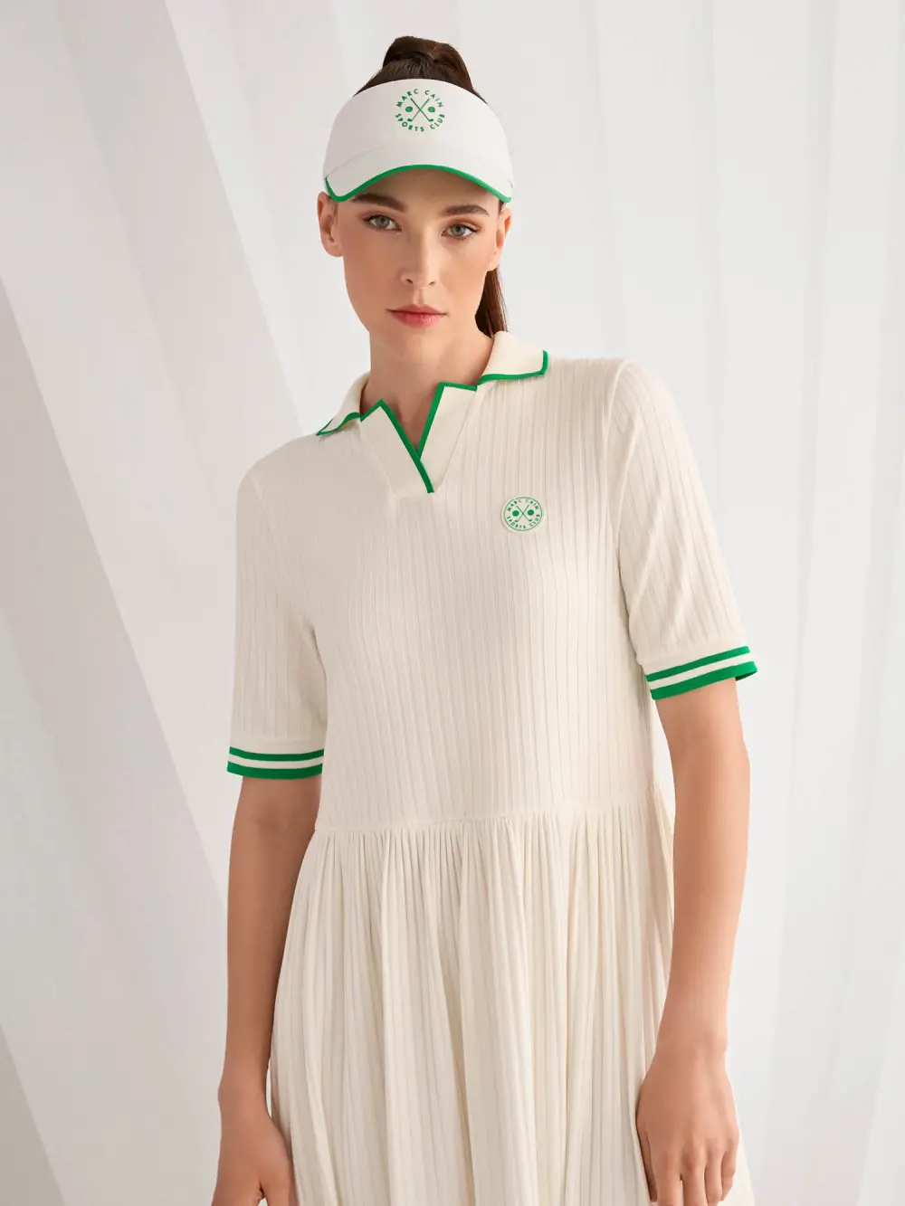 Visor cap with Sports Club logo