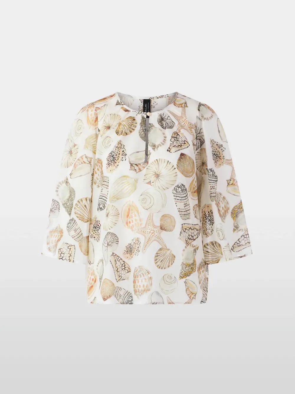 Delicate blouse with shell print