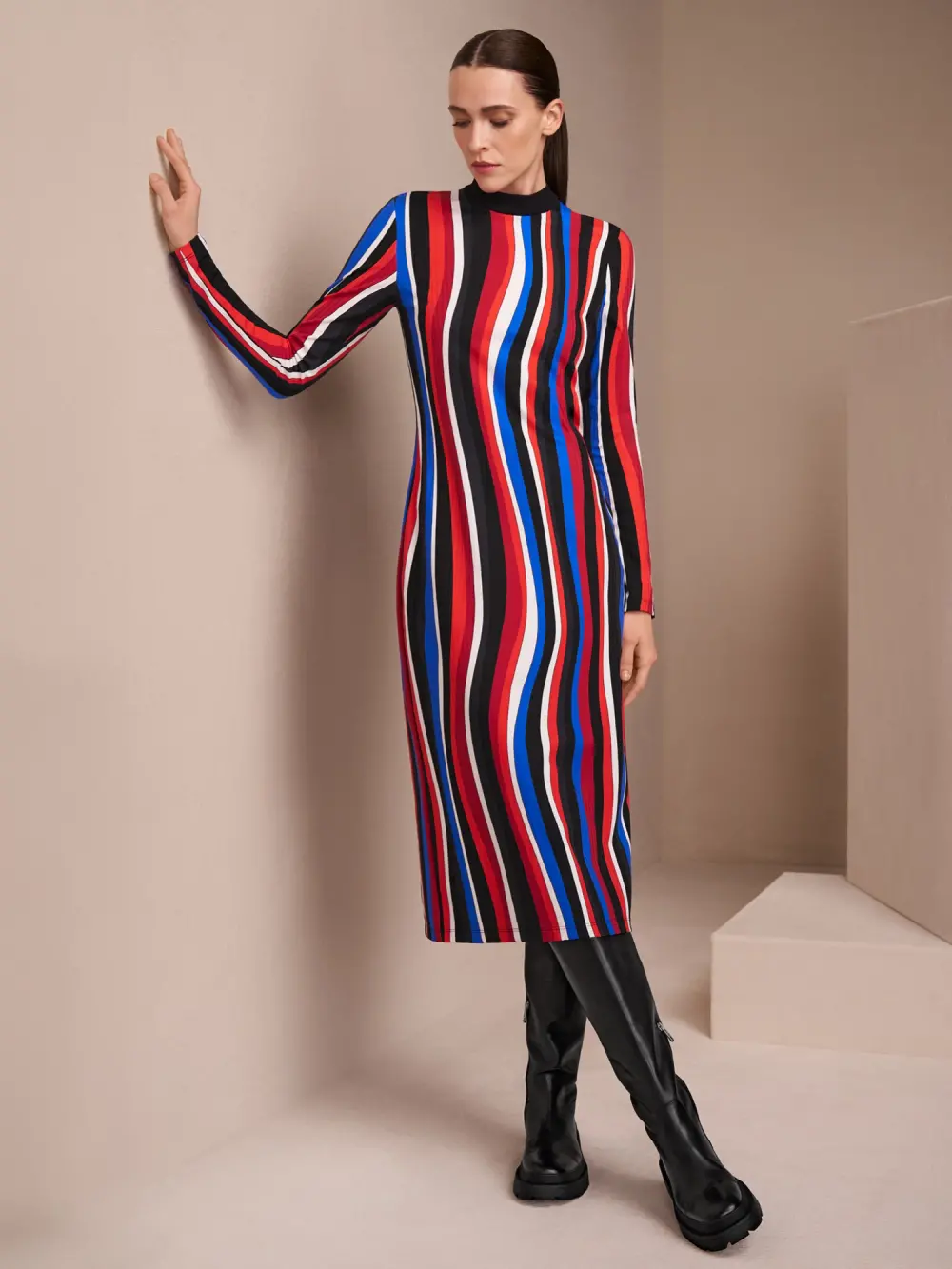 Midikleid mit Retro-Wellenmuster