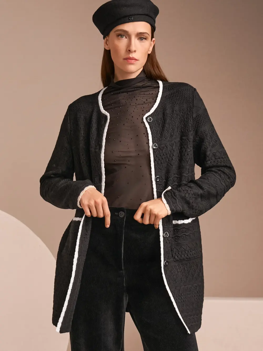 Wide leather waist belt