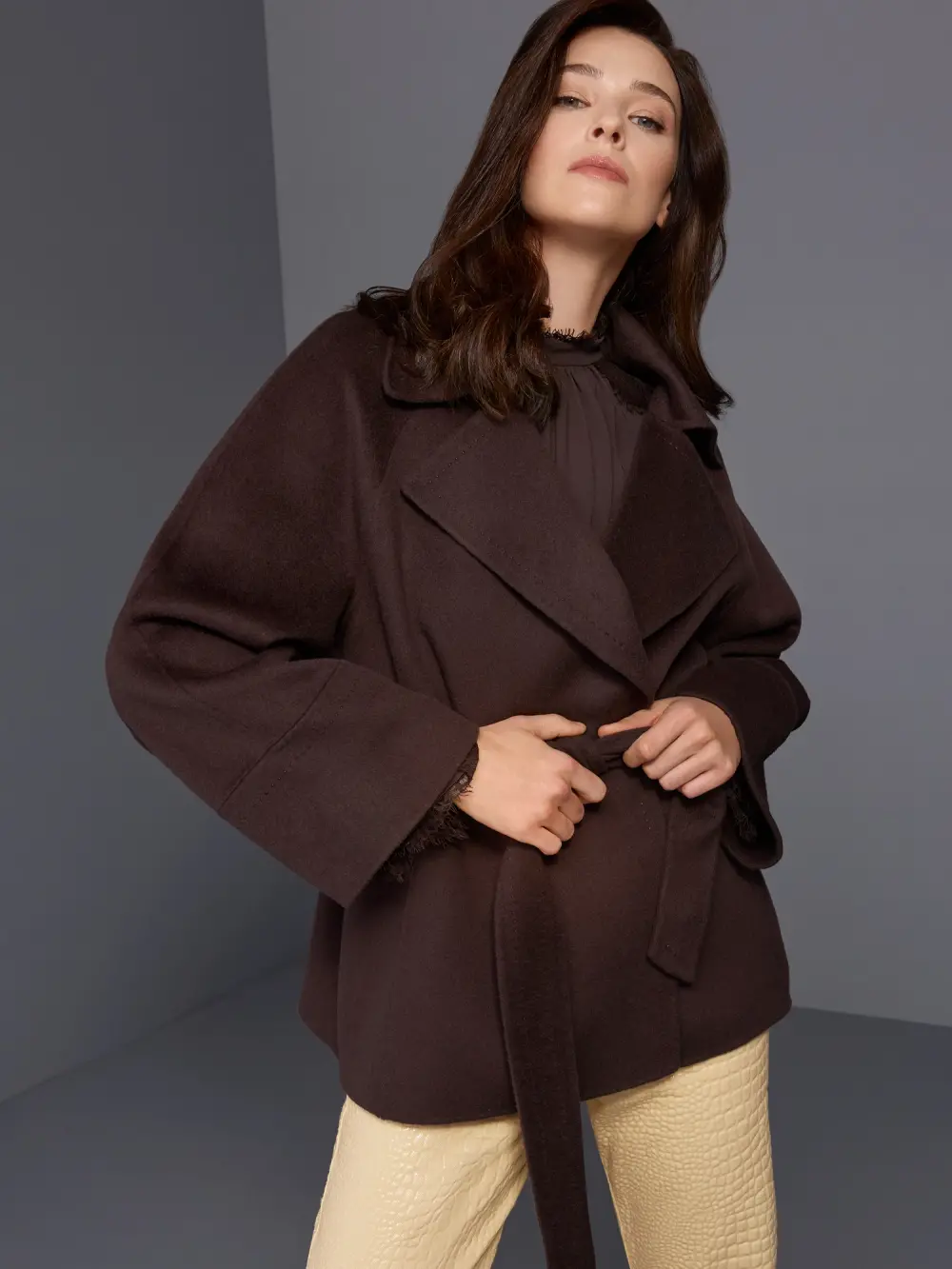 Manteau court en laine
