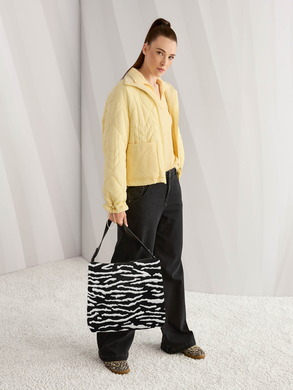 Shoulder bag with animal print