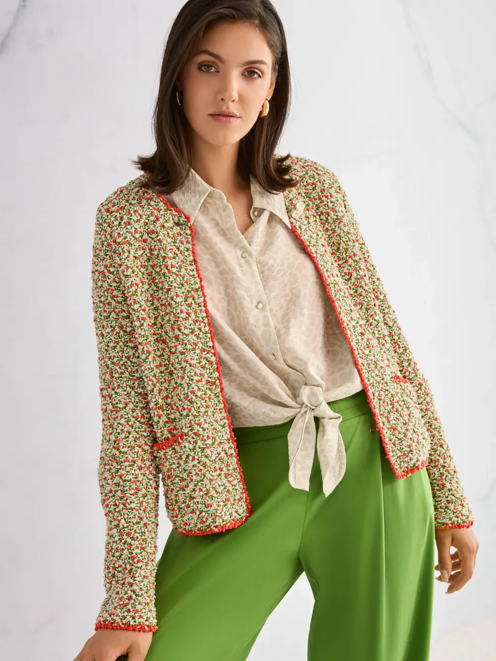 Blouse with knot detail
