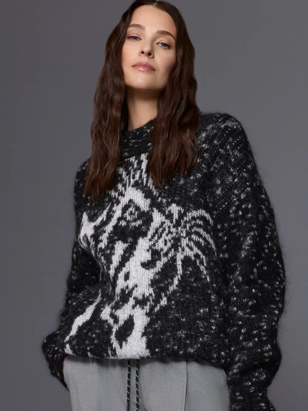 ‘Knitted in Germany’ cat jumper