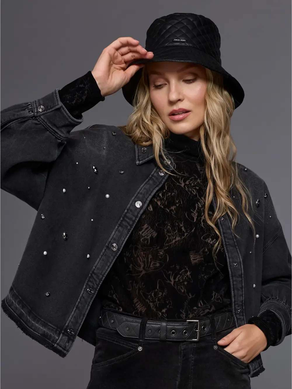 Quilted bucket hat