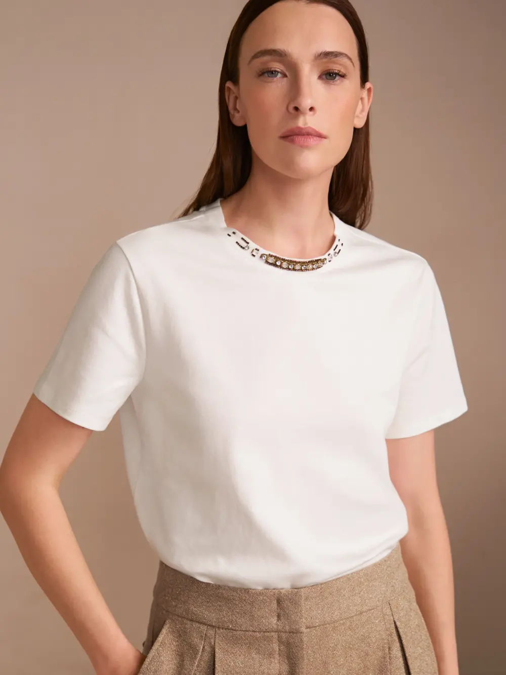 T-shirt élégant avec broderie