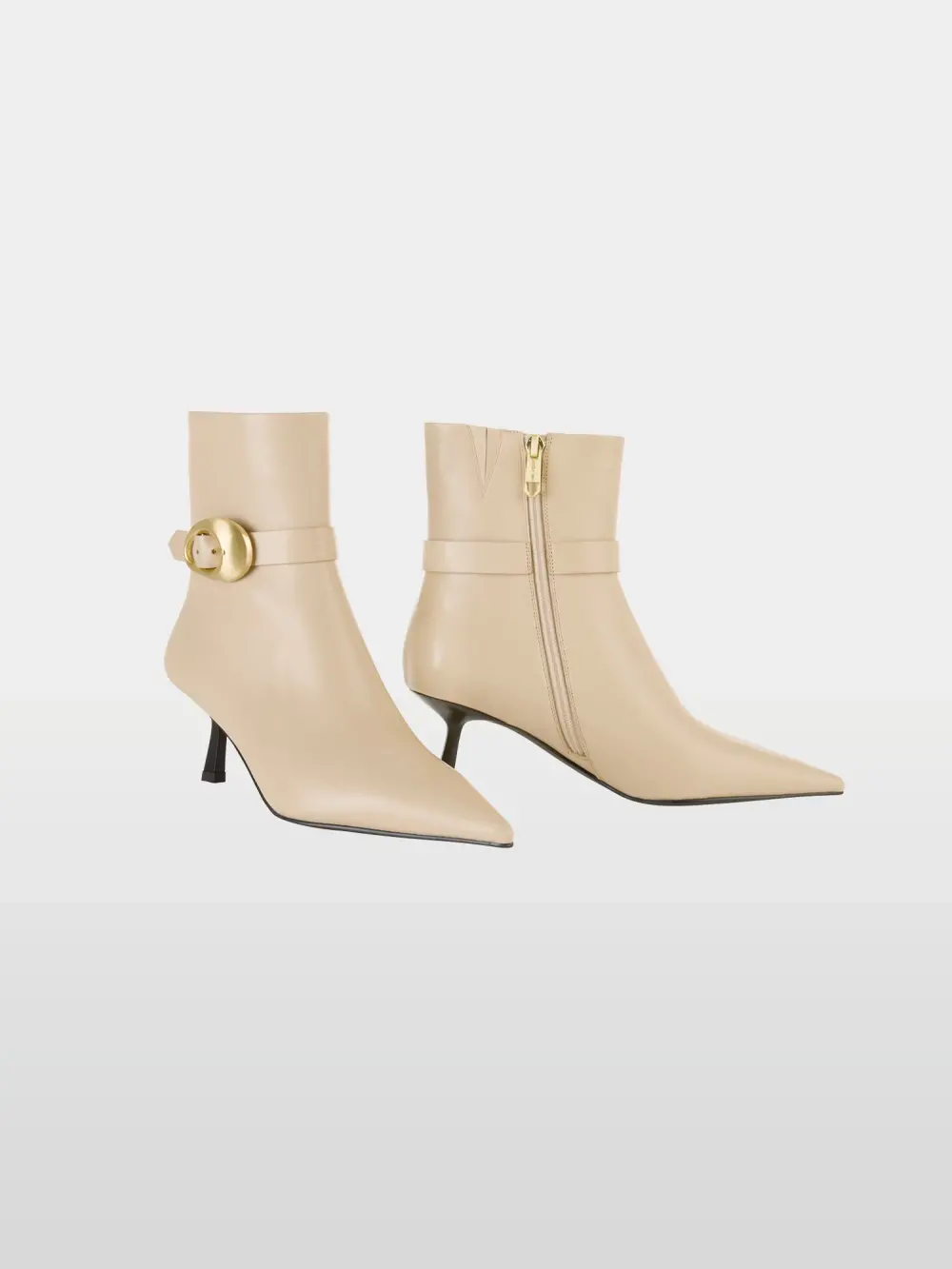 Bottines à boucle dorée