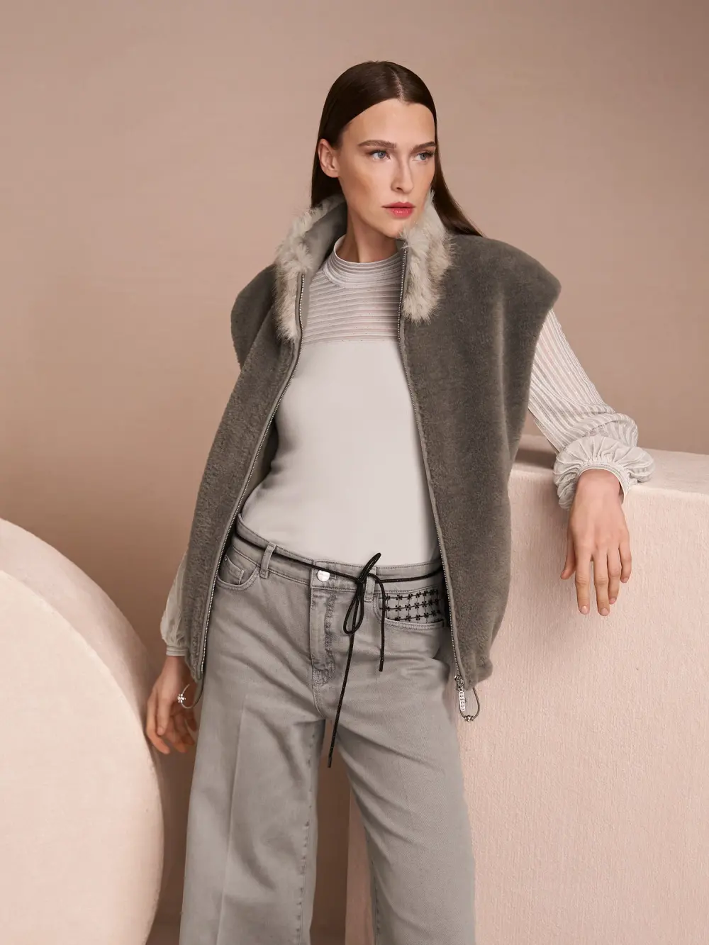 Faux fur shoulder bag