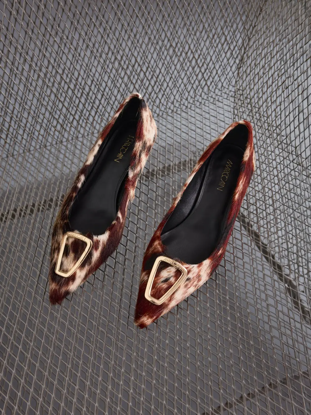 Extravagant pumps