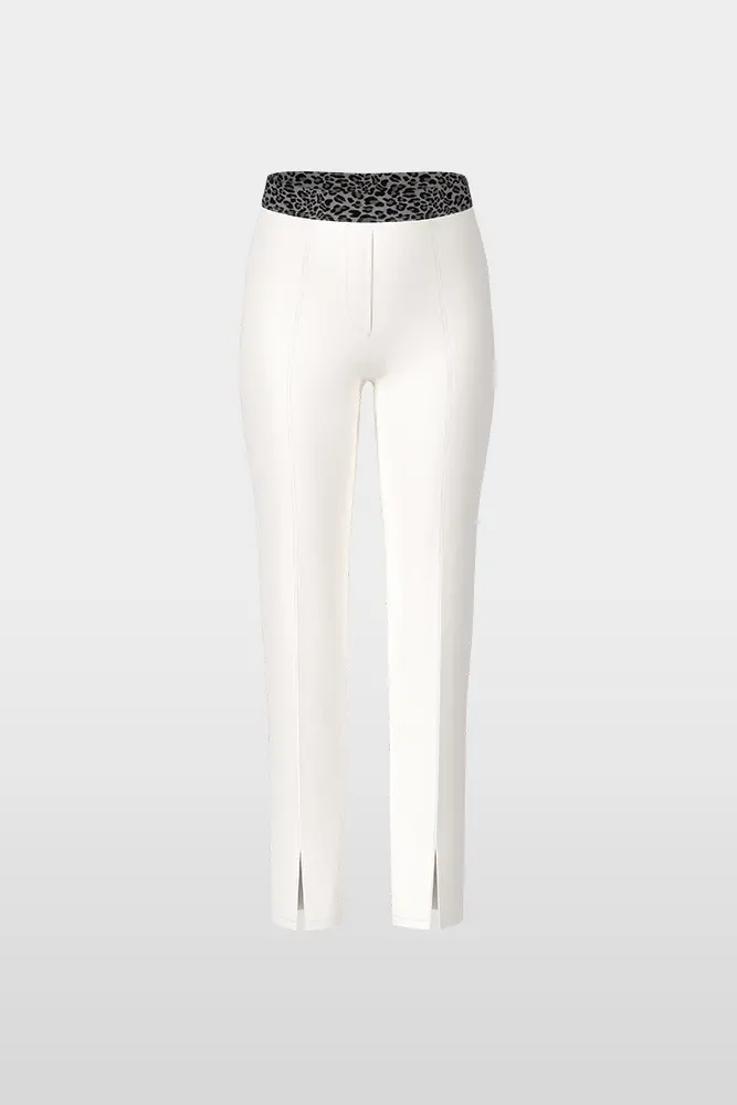 White, close-fitting pull-on trousers