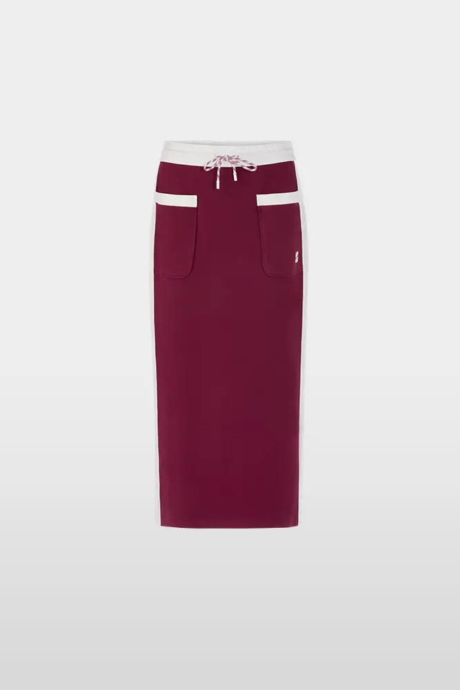 Comfortable midi skirt with practical elasticated waistband and drawstring