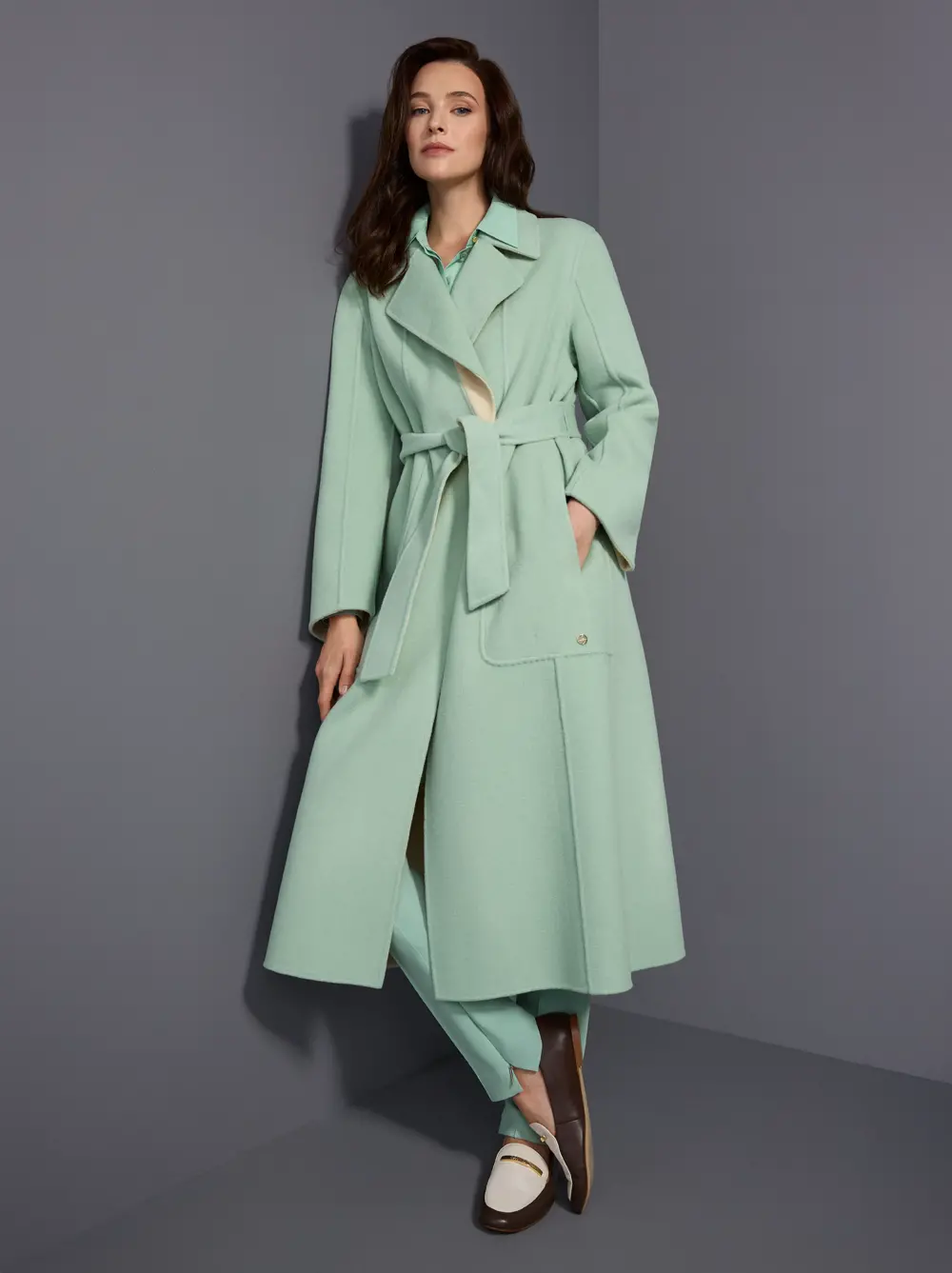 Luxurious reversible wool coat