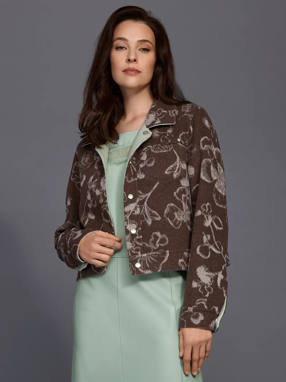 Luxurious reversible wool jacket