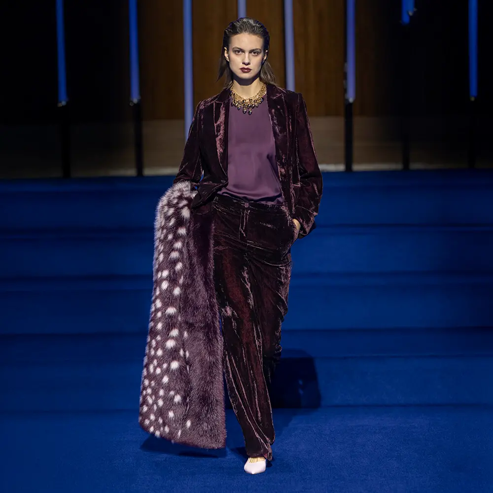DEEP PLUM