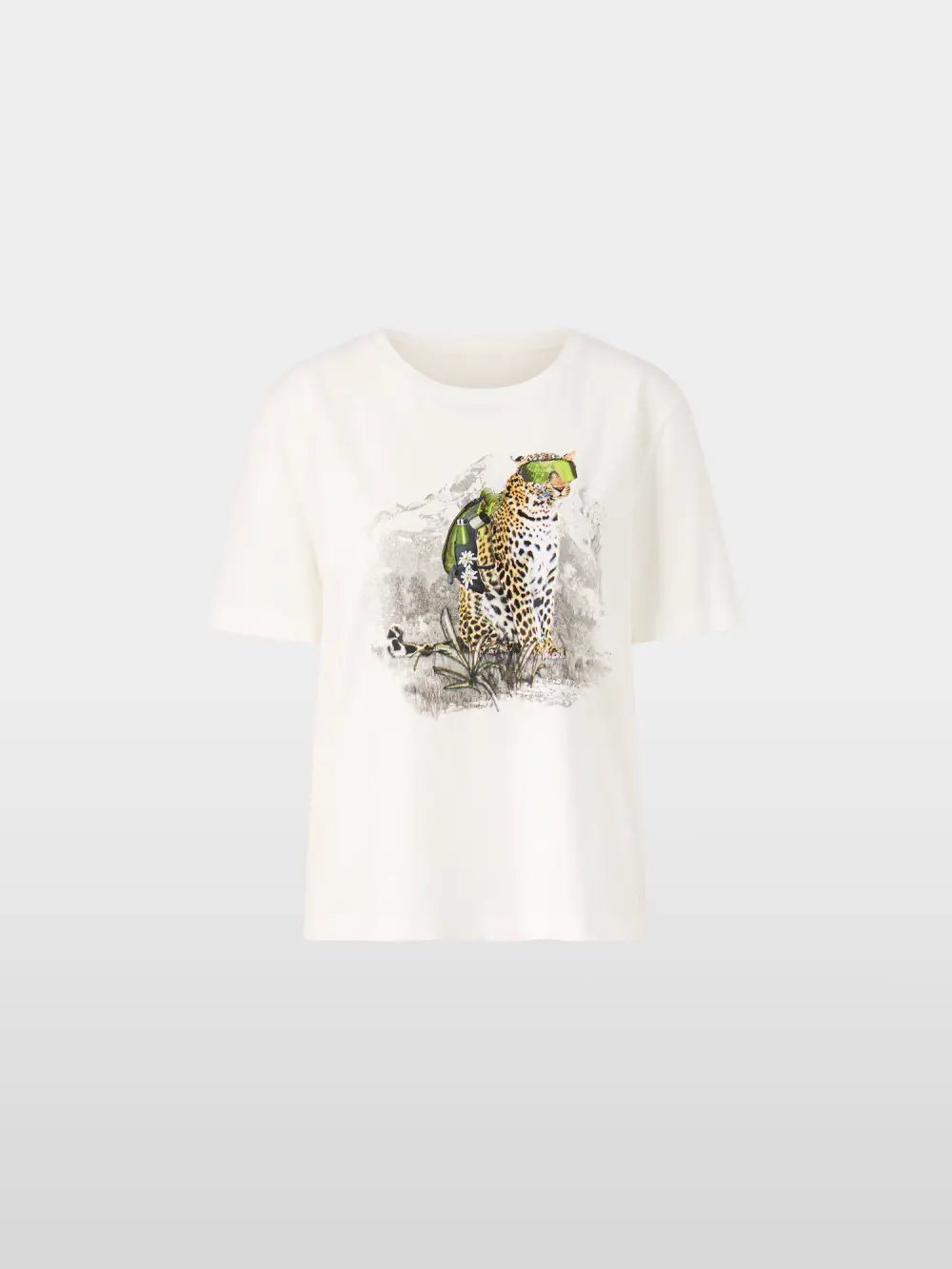 T-shirt avec léopard en randonnée