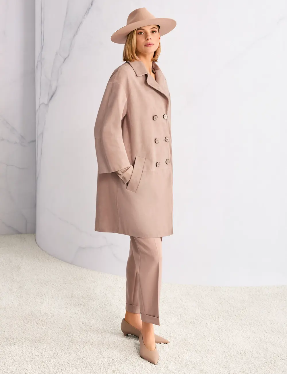 Manteau luxueux en cuir de chèvre velours souple « Rethink Together »