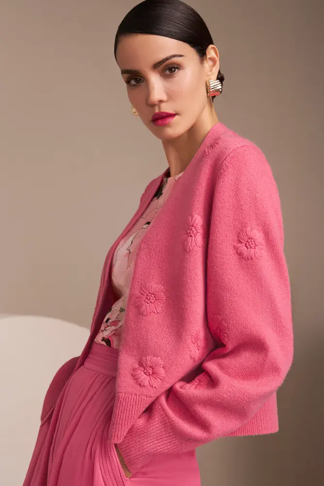 KNITWEAR