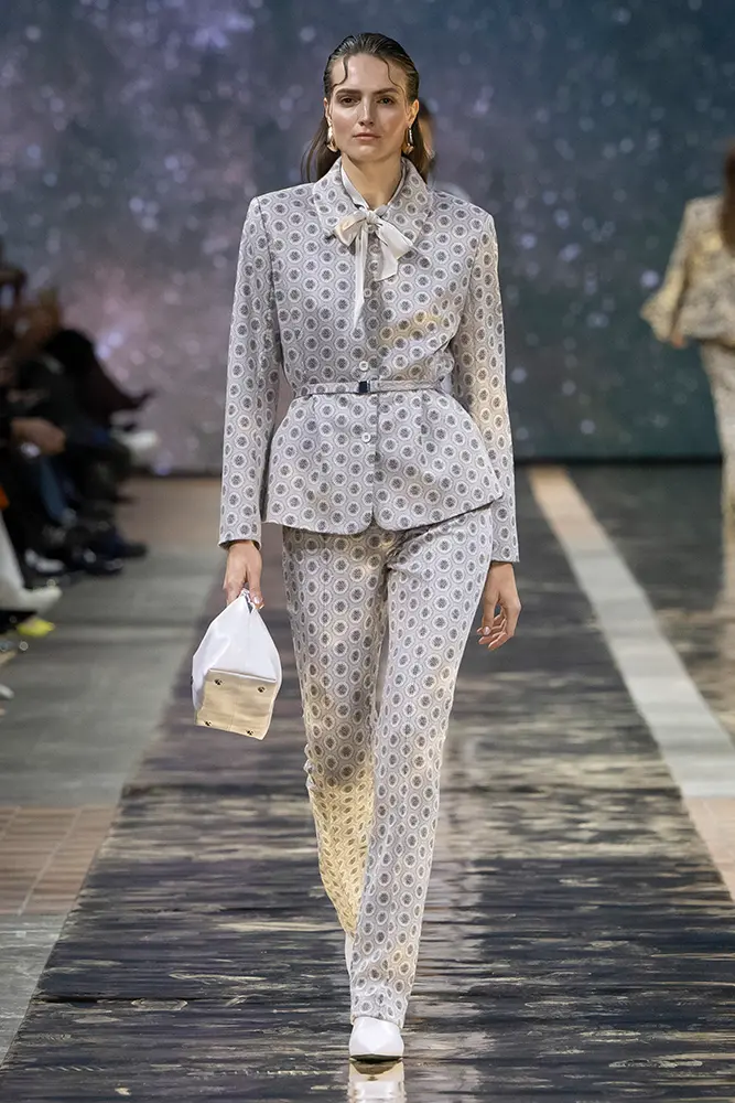 Veste à caisson avec ceinture à la taille et pantalon assorti en scubajersey