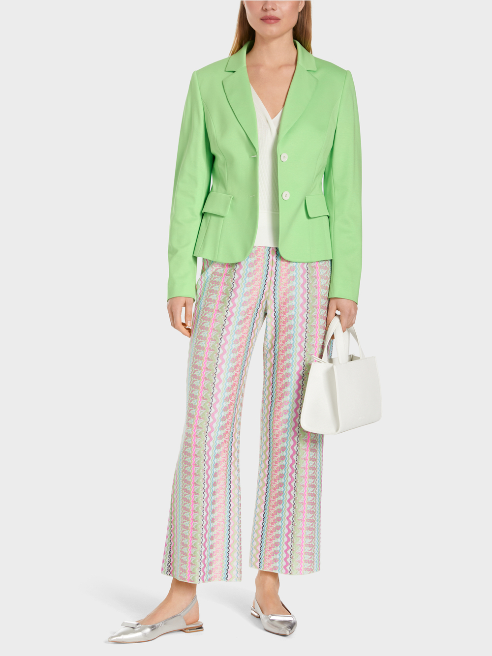 Figurnaher Blazer | marc-cain.com/de