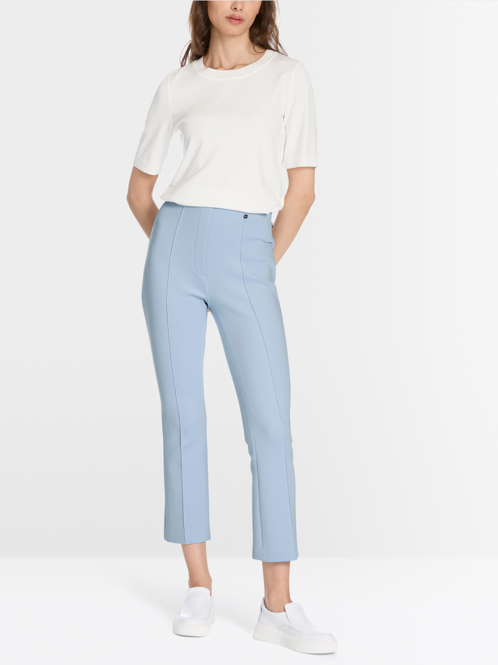 Marc Cain Collections Women's WAUKEE Trousers With Linen In Blue YC 81.60 W70 Col 366