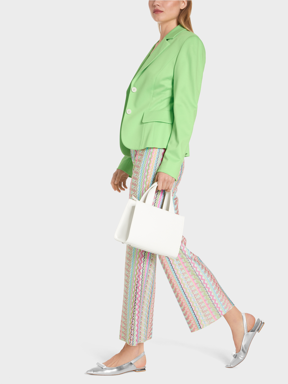 Figurnaher Blazer | marc-cain.com/de
