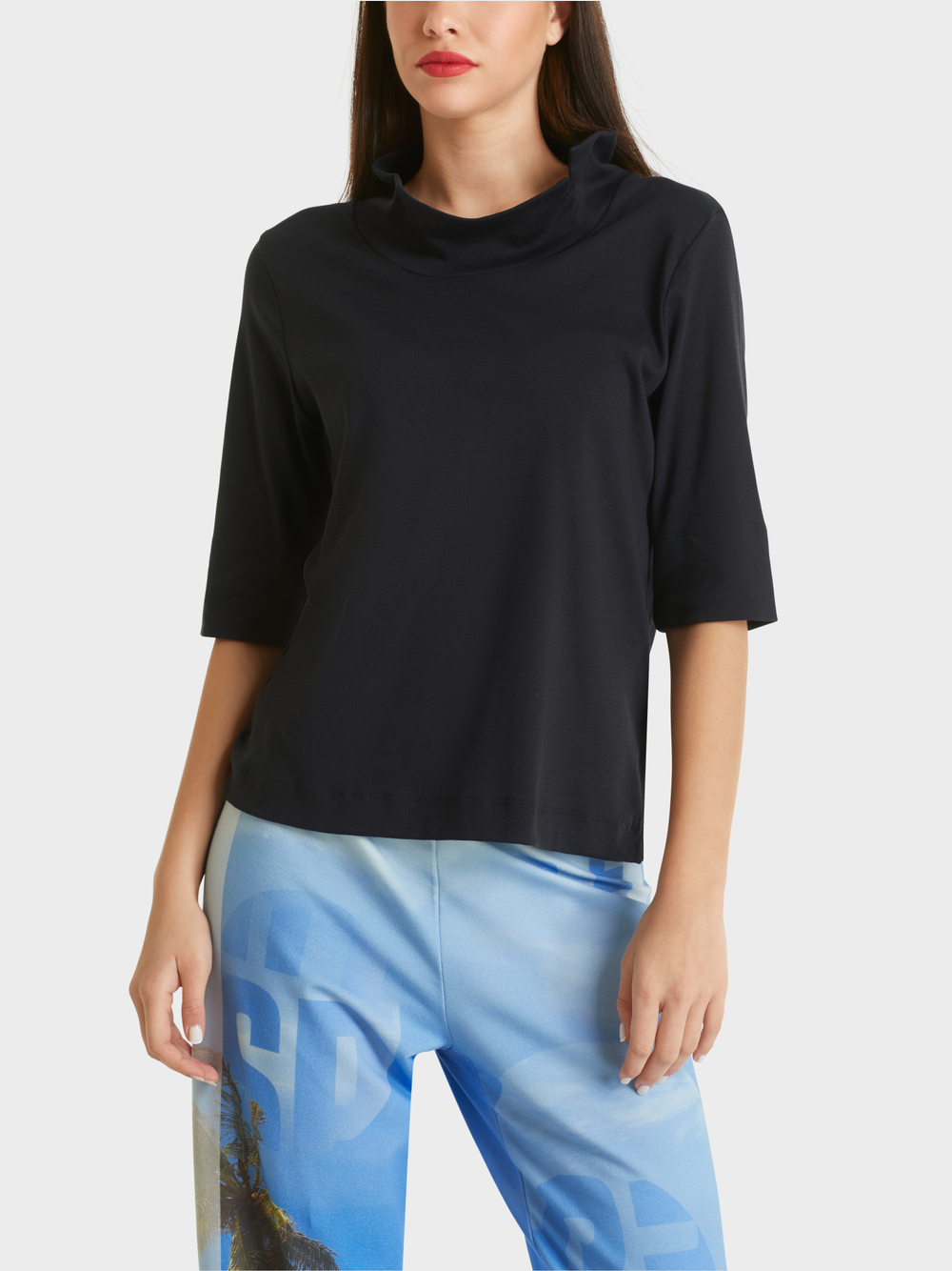 Shirt mit besonderer Kragenlösung | marc-cain.com/de