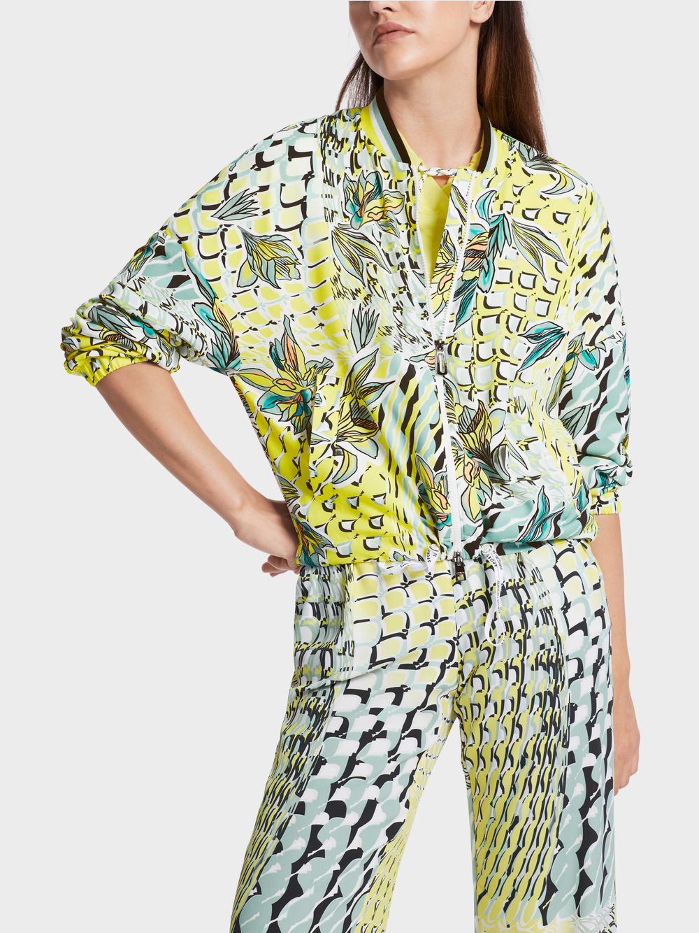 Bedruckte Jacke im Blousonstil | marc-cain.com/de 