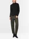 Shirt with knitted collar