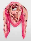 Fine scarf with floral pattern