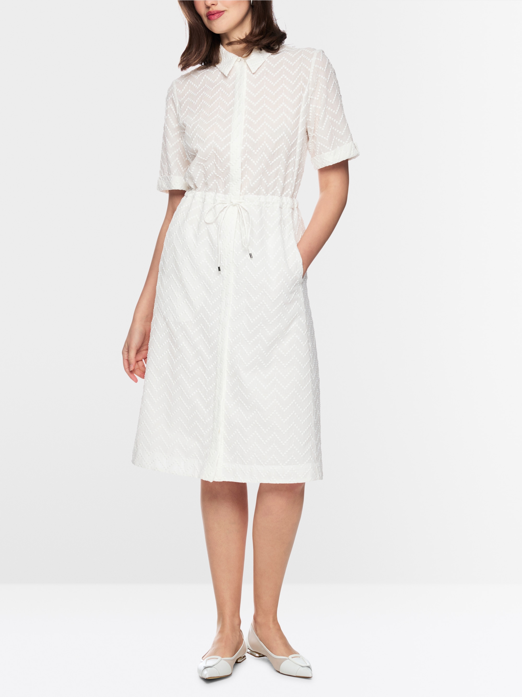 Calf-length dress with drawstring