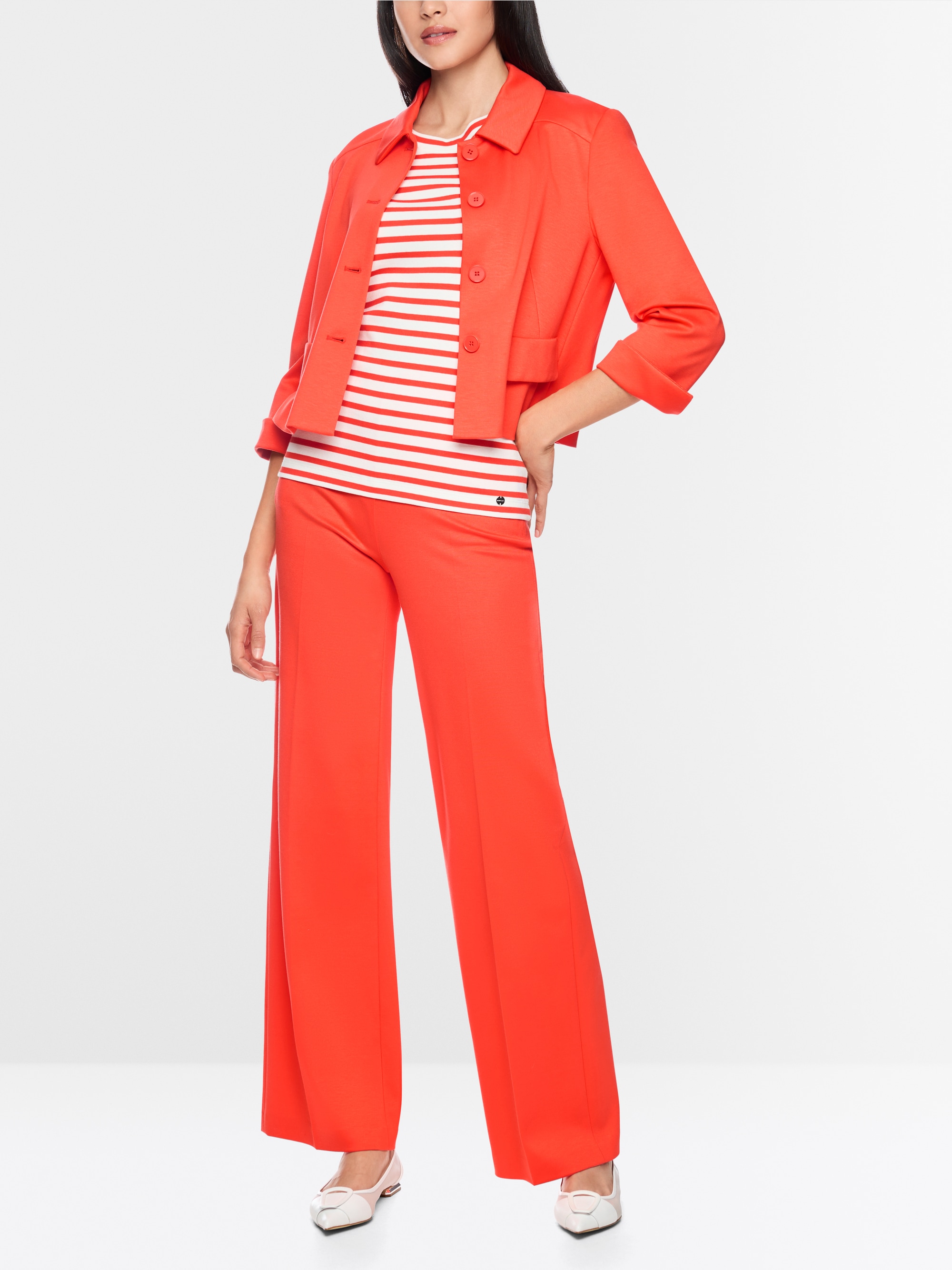 Short jacket with Kent collar