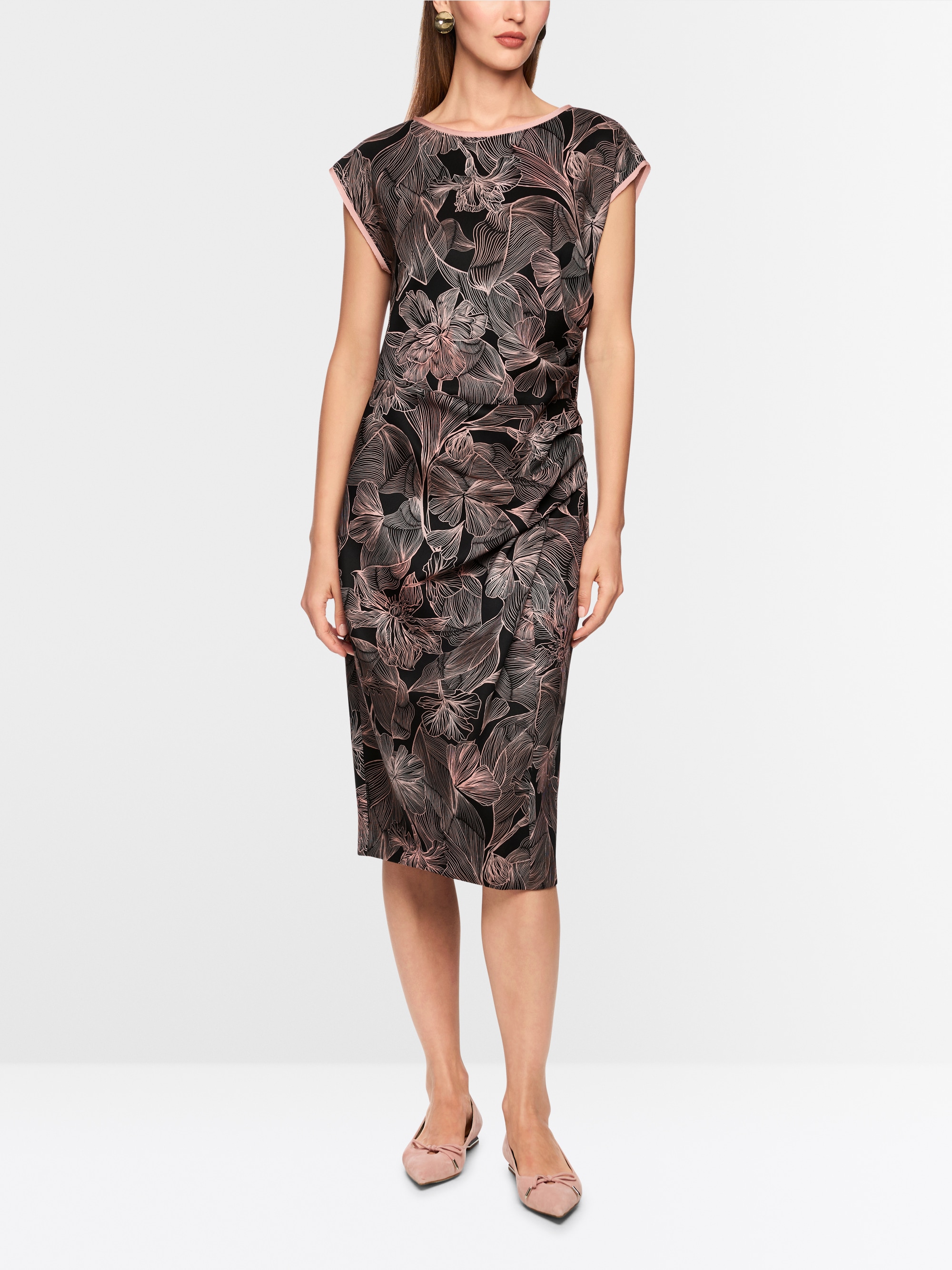 Elegant cocktail dress with floral print