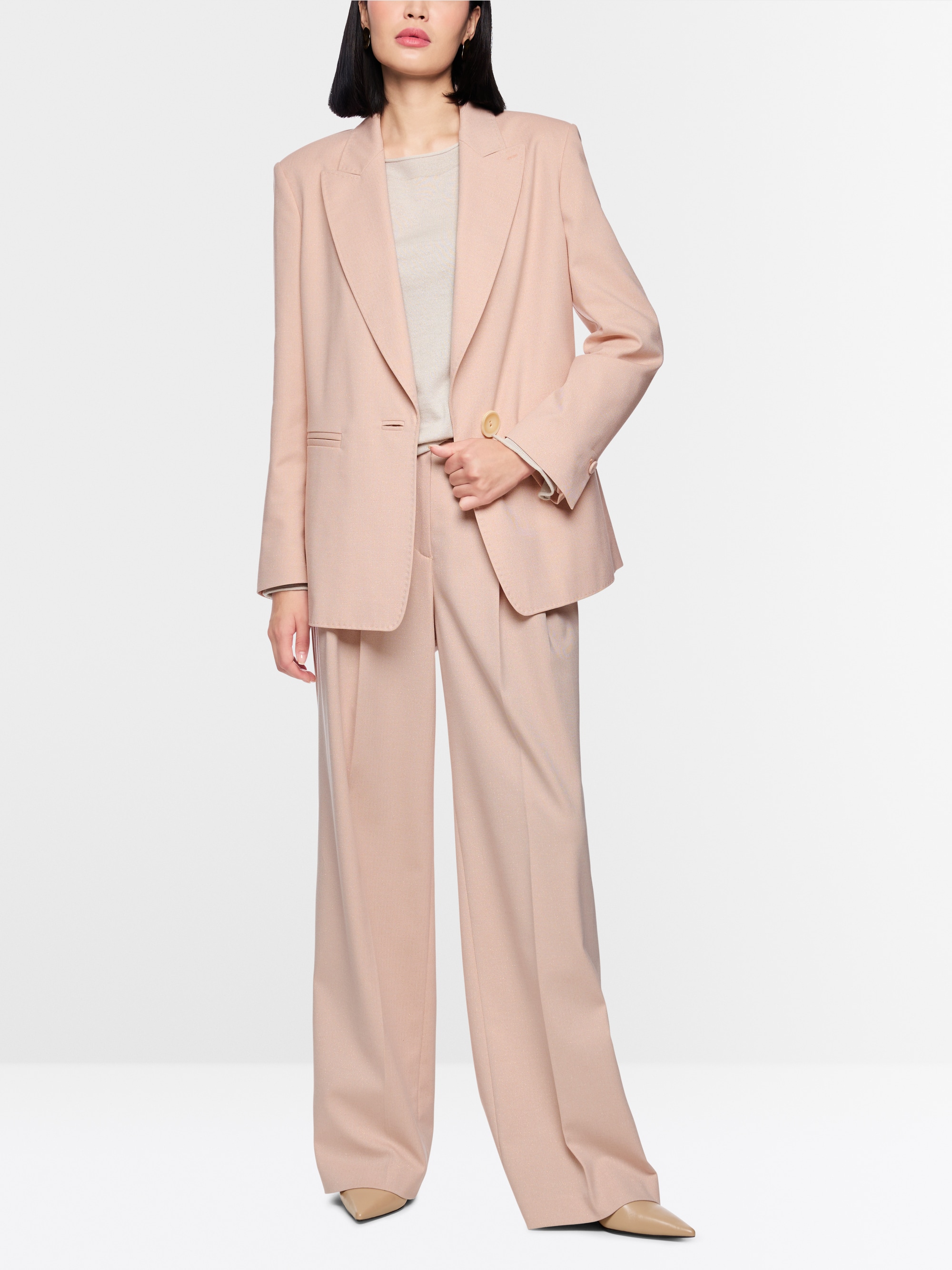 Blazer in a casual boyfriend style