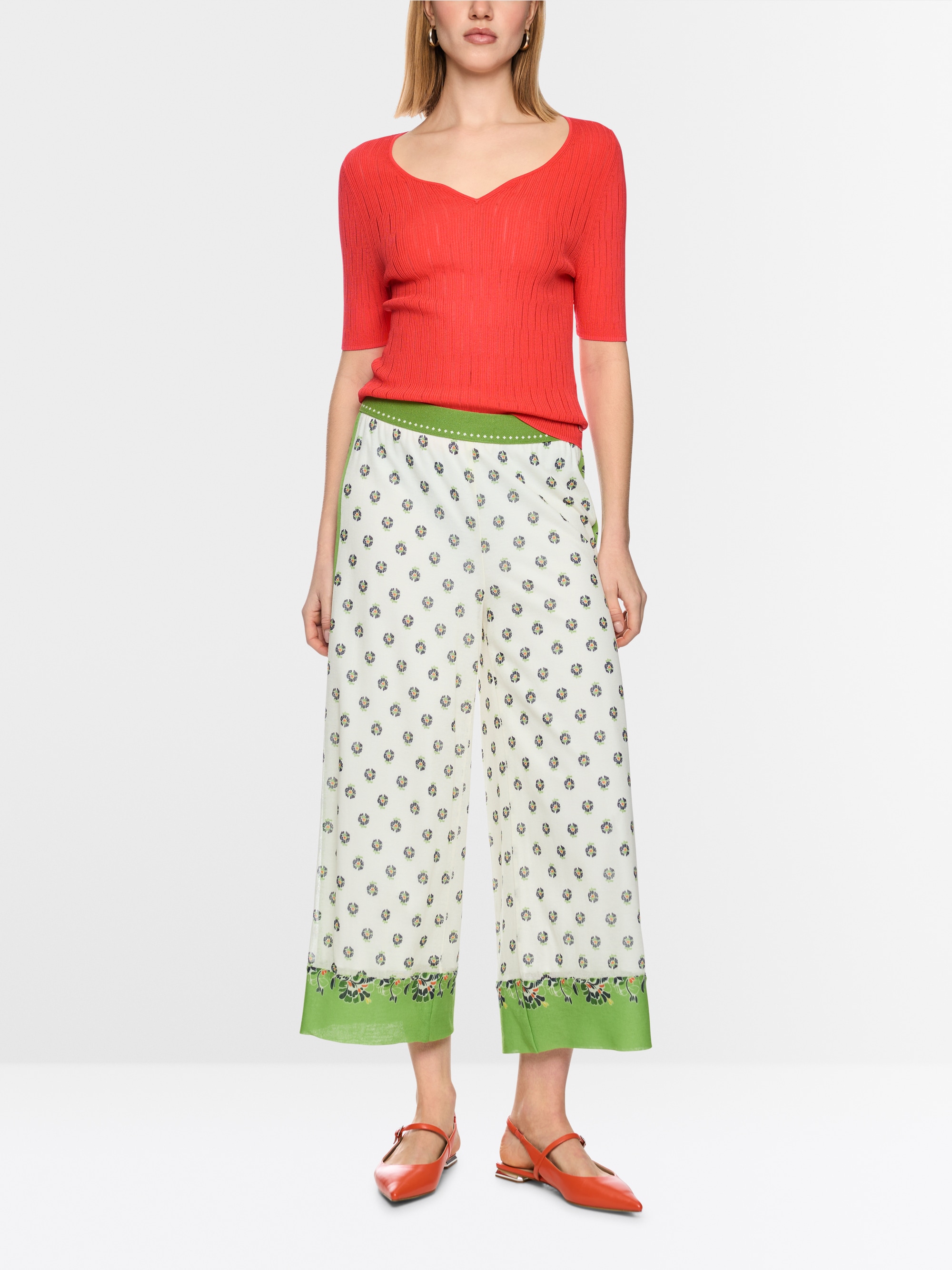 Short-sleeved viscose stretch sweater