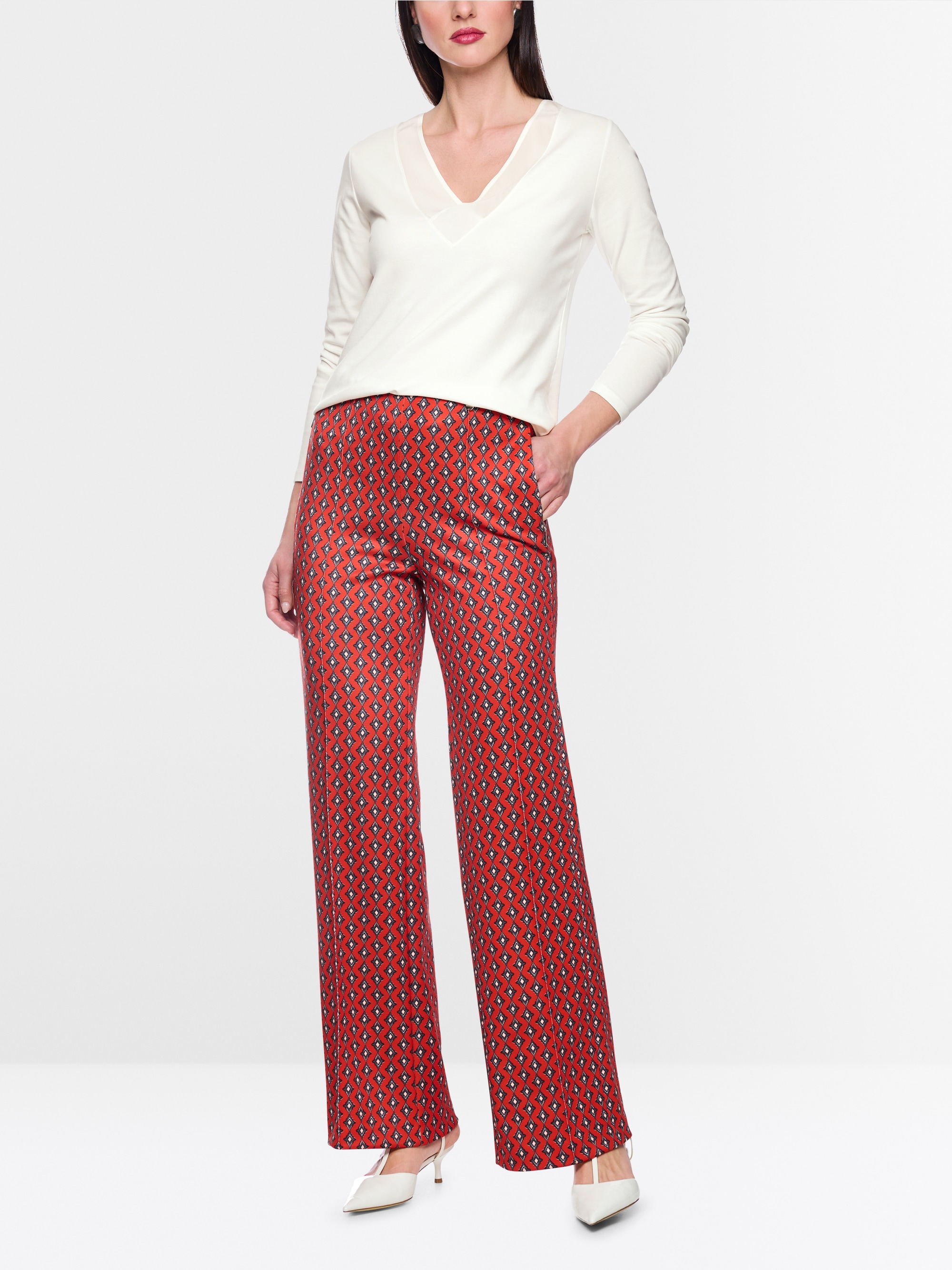 Long-sleeved top with silk trim