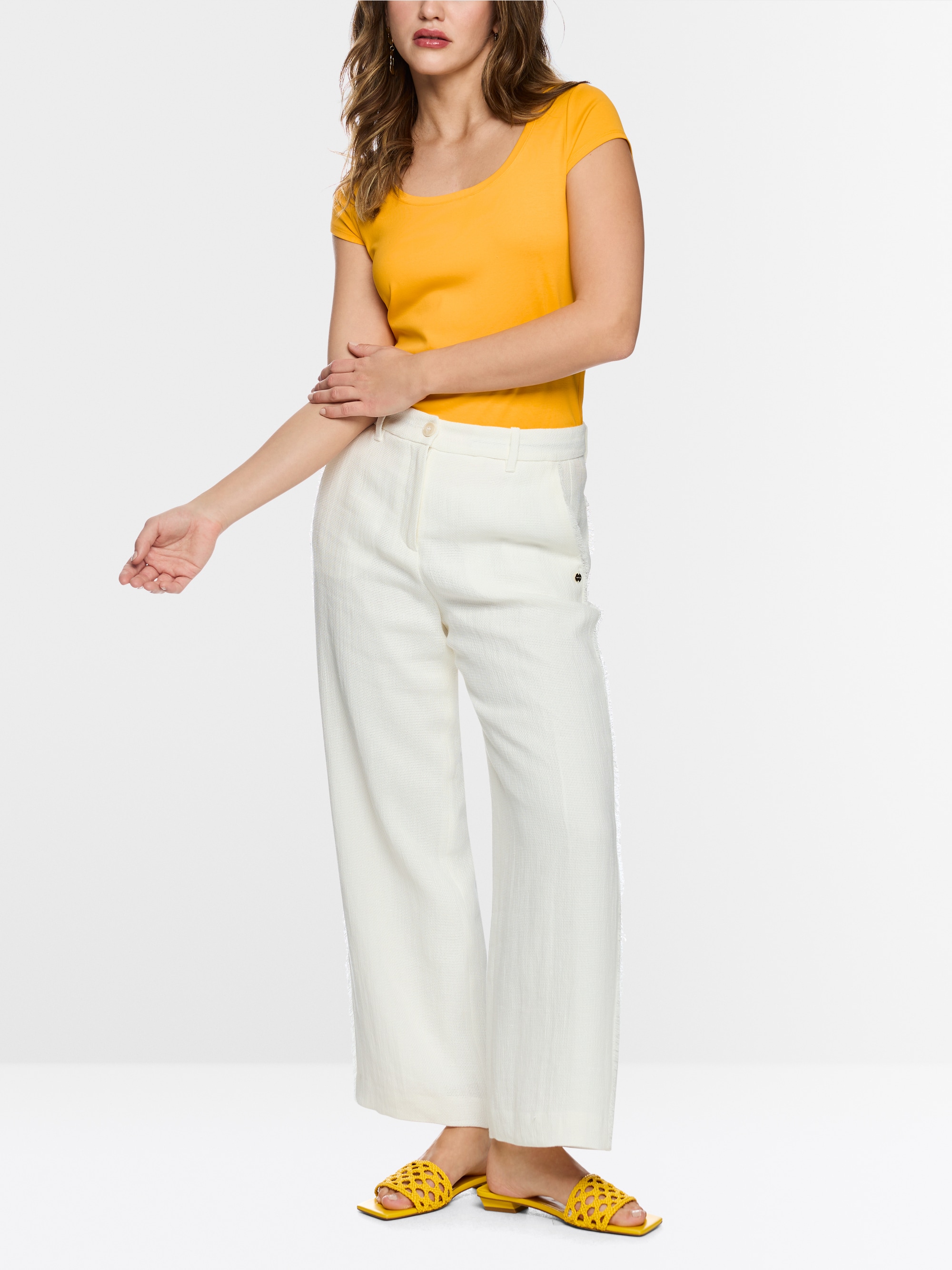 Basic shirt made from stretch cotton